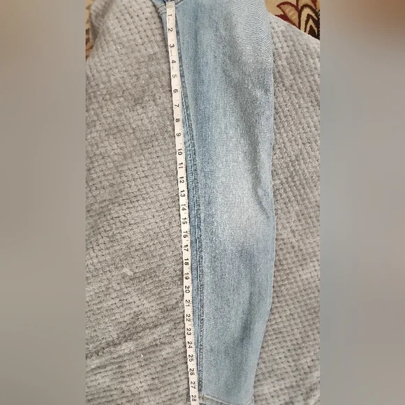 Old Navy Women's Super Skinny Jeans - Light Blue Size 10 NWT - Picture 9 of 10